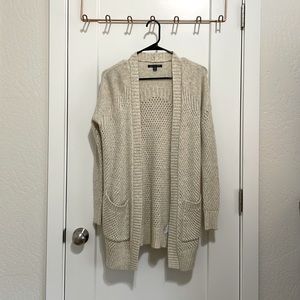 AE Knitted cardigan